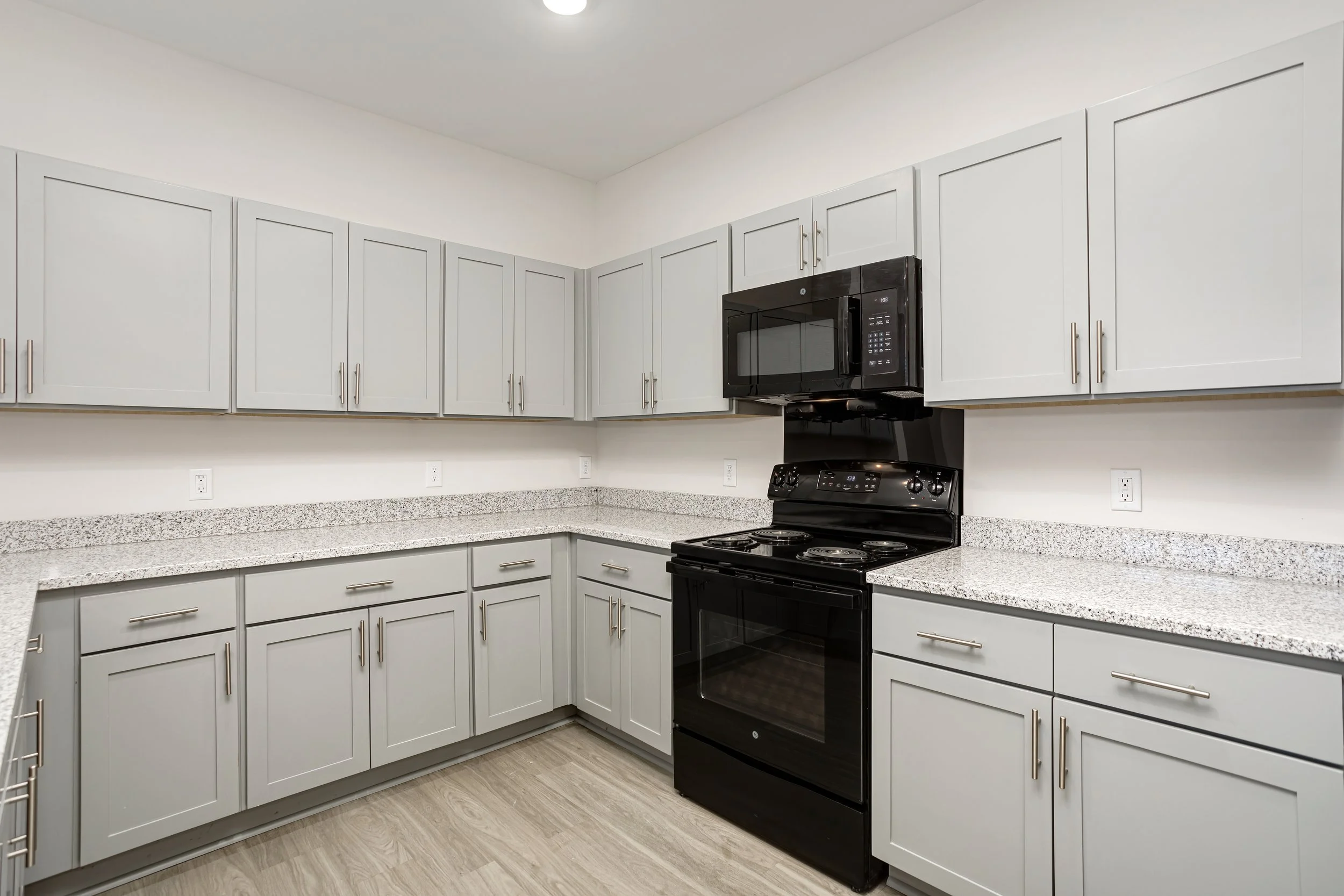 ビーデル APT-024 Gallery — Hobson Flats | Apartments in Nashville, TN